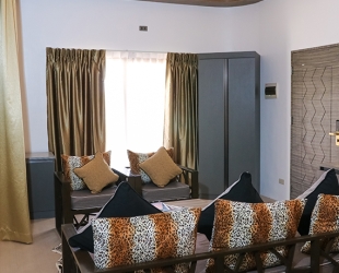 Zebra King Villa