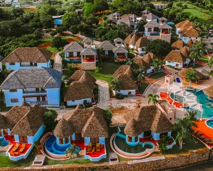 Safari Hotel & Villas